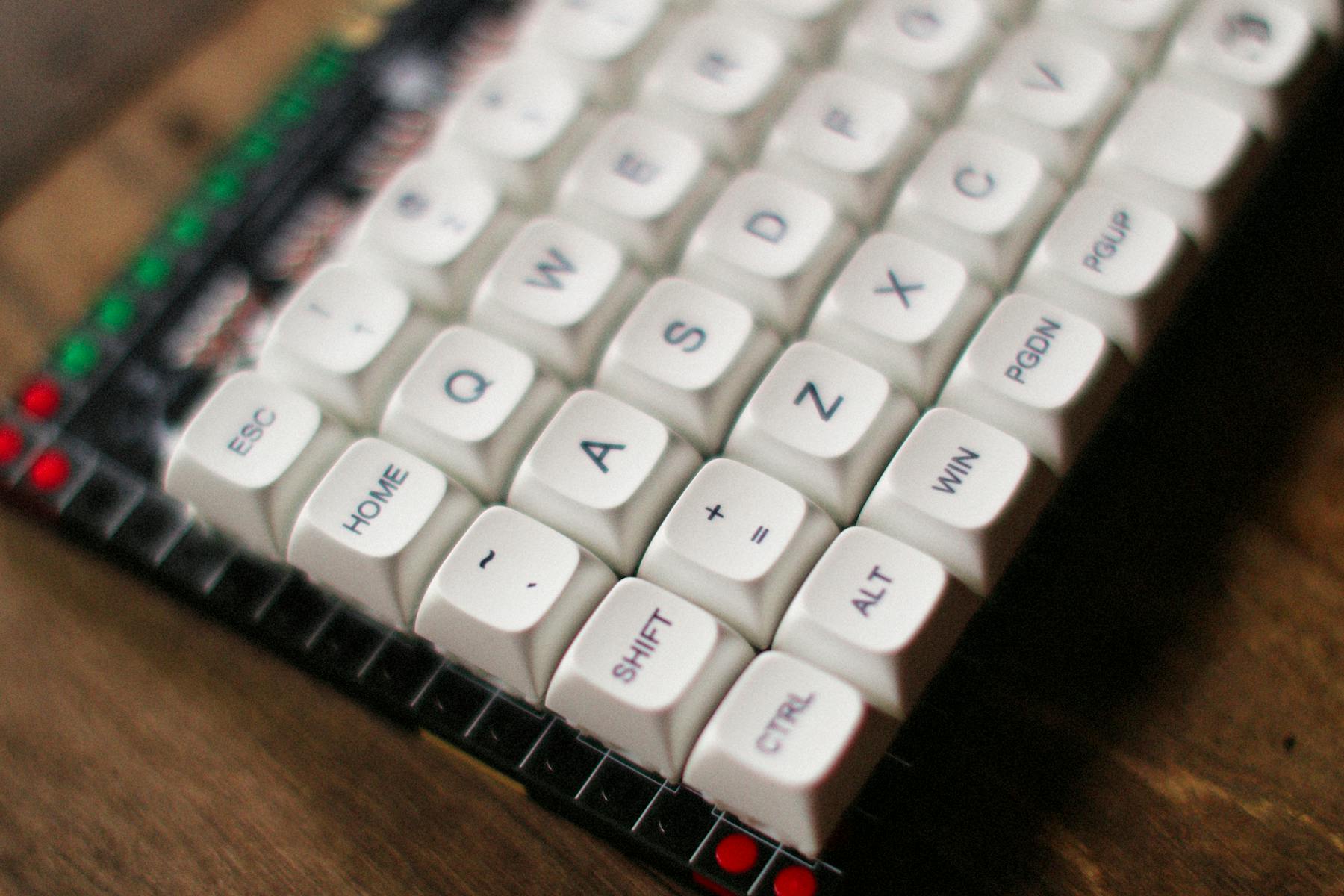 Rivet 60 | enamel artisan