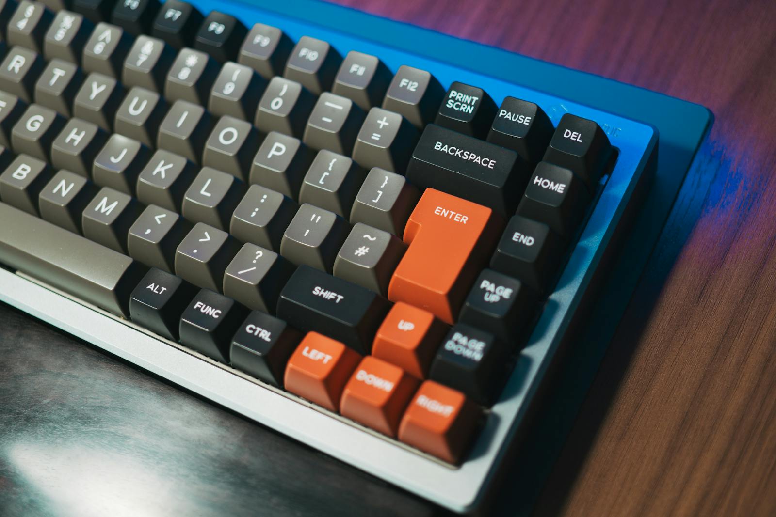 ABS keycaps with shine potential.